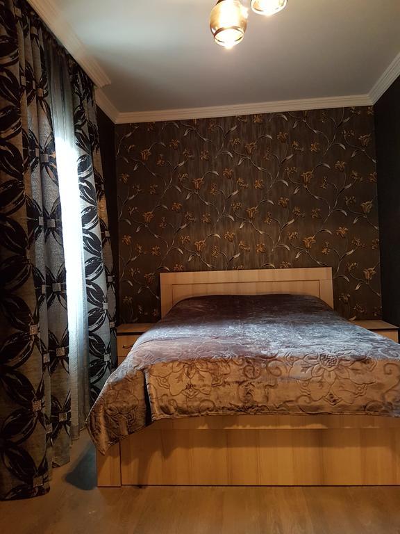 Emi House Hotell Borjomi Eksteriør bilde