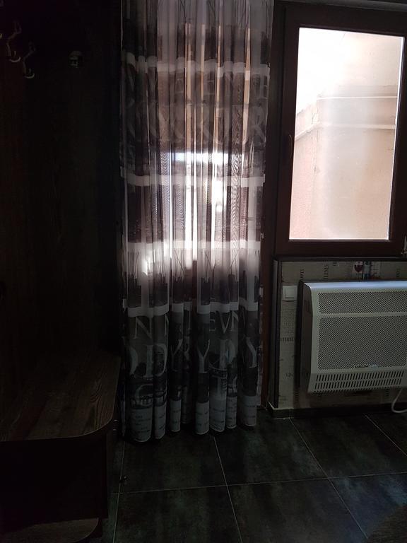 Emi House Hotell Borjomi Eksteriør bilde