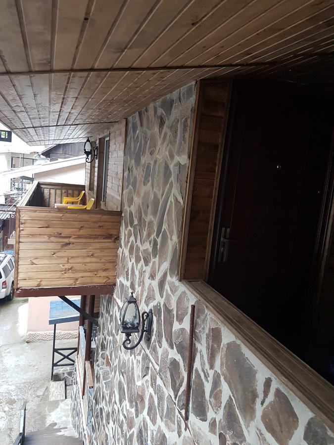 Emi House Hotell Borjomi Eksteriør bilde