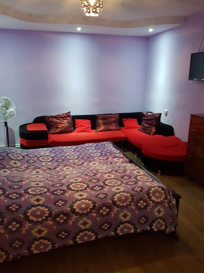 Emi House Hotell Borjomi Eksteriør bilde